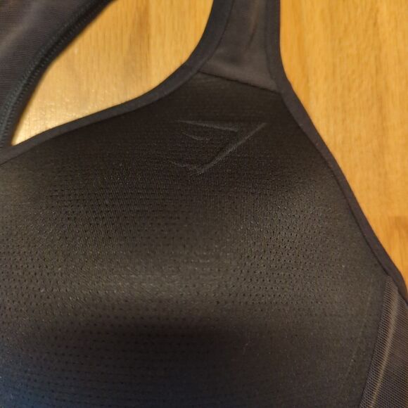 Gymshark Racerback High Support Sports Bra 36 B/C Black Wireless Workout Active - Picture 3 of 7